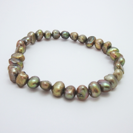 Green-gold Freshwater Pearl Stretch Bracelet - Click Image to Close
